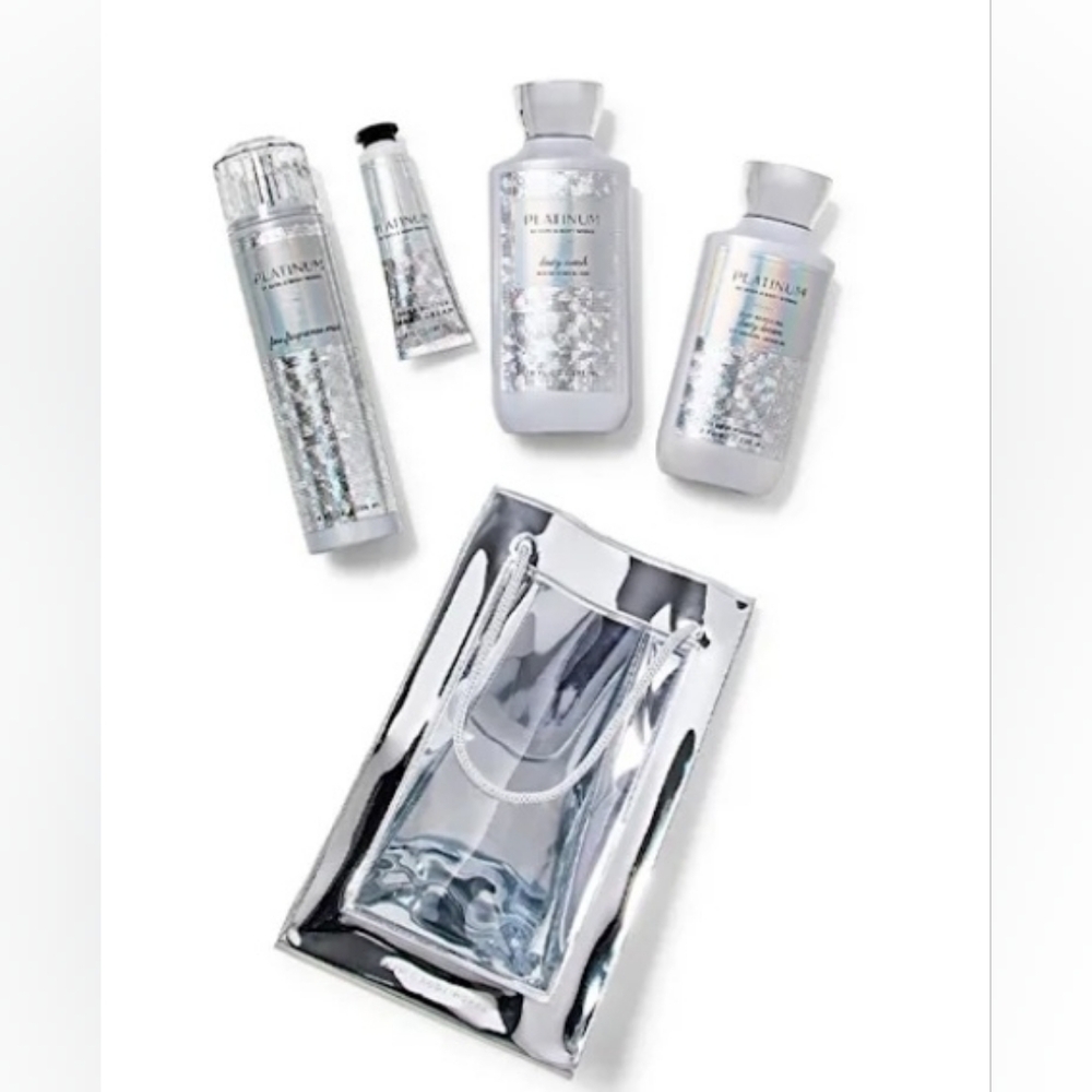 🆕️ 💎 BATH & BODY WORKS PLATINUM GIFT SET WITH SILVER BAG - 4 PIECE SET💎